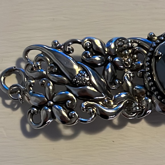 Vintage wide polished silver bracelet with faceted black/silver hematite stones - Picture 6 of 9